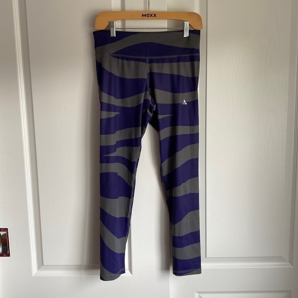 Adidas - Zebra Strip Capri Leggings